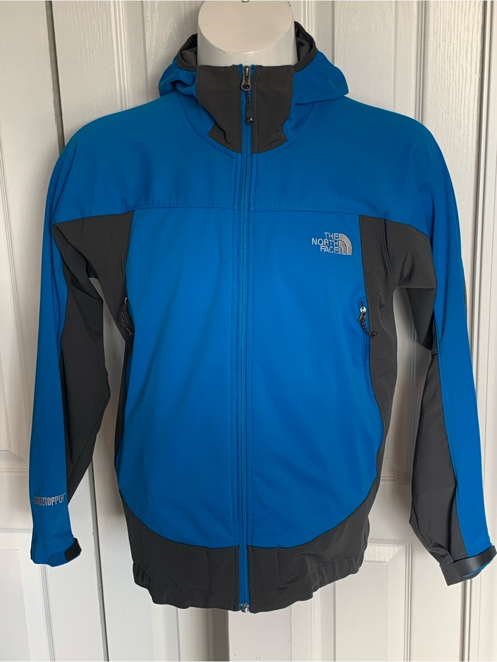 The North Face Summit Series Blue and Gray Lightweight Hooded Jacket